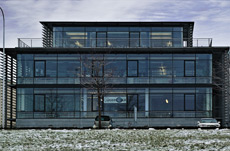laserworld-lengwil-gebaeude-front-small
