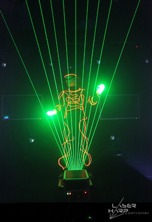 Laser-Harp-in-Action-09