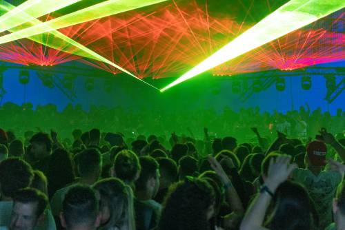 Laserworld PL-20.000RGB IP65 – Beam shot 6