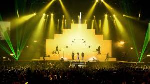 Lasershow auf der Cheryl Cole Tour – A million lights - 2