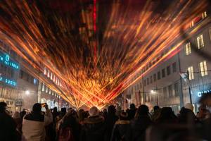 Spectacle laser du Nouvel An dans la ville de Constance, en Allemagne Spectacle laser du Nouvel An dans la ville de Constance, en Allemagne - 7